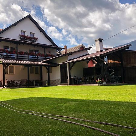 Pensiunea Aliart Zărneşti Esterno foto
